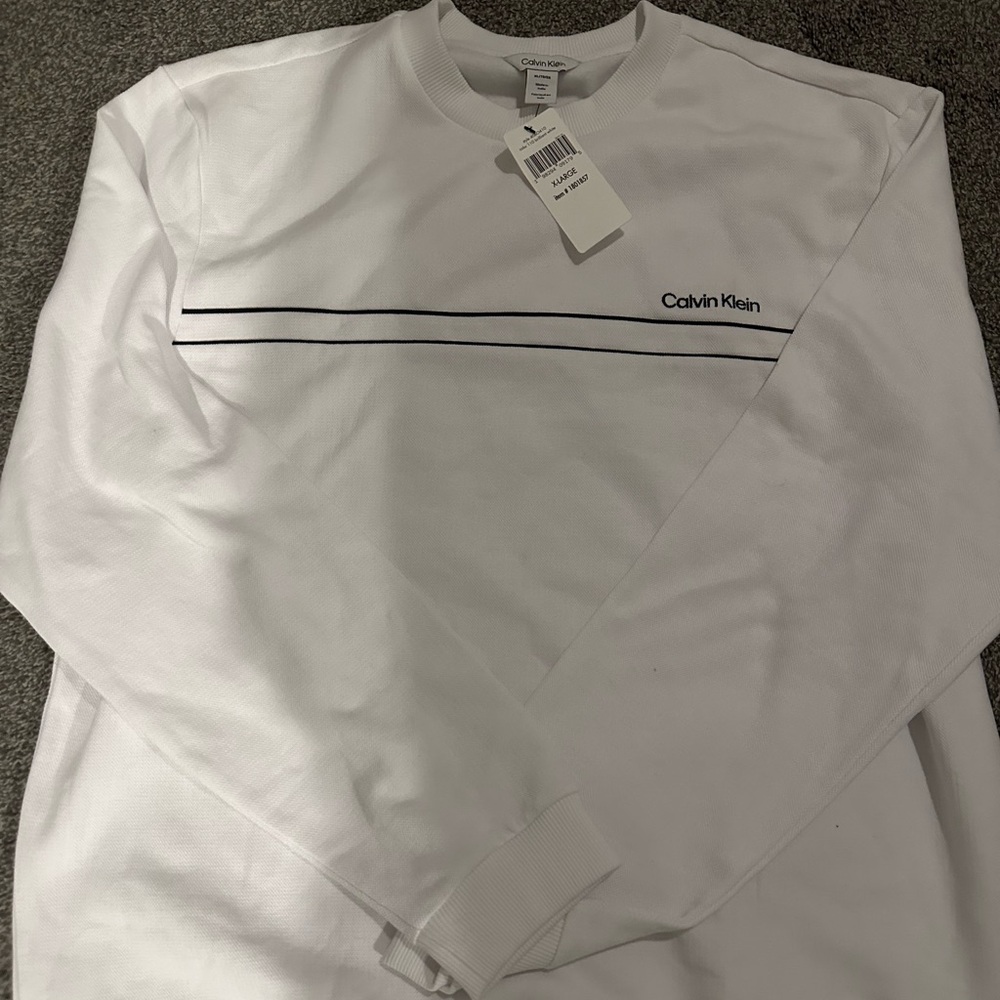 NWT Men’s Calvin Klein Sweater, Size XL